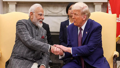 Pm modi and donald trump.jpg