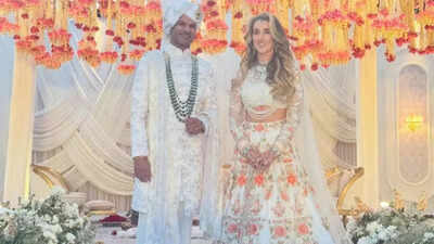 Shikhar dhawan ties knot with girlfriend sophie shine.jpg