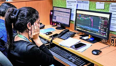 Stt jolt floors mkts sensex nifty crash.jpg