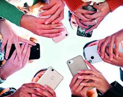 The unconscious soundtrack of the doomscroll generation its phonk.jpg