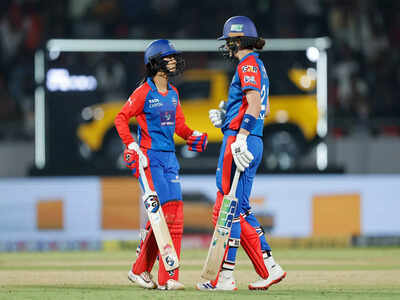 Wpl delhi capitals qualify for eliminator after defeating up warriorz.jpg