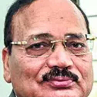 Advocate files 5 pils gets sc flak for raising frivolous pleas.jpg