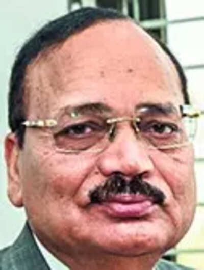 Advocate files 5 pils gets sc flak for raising frivolous pleas.jpg