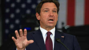 Gov ron desantis.jpg