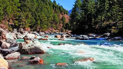 Israelis usually visit from may to aug their preferred locations being kasol pulga kalga and tosh vi.jpeg