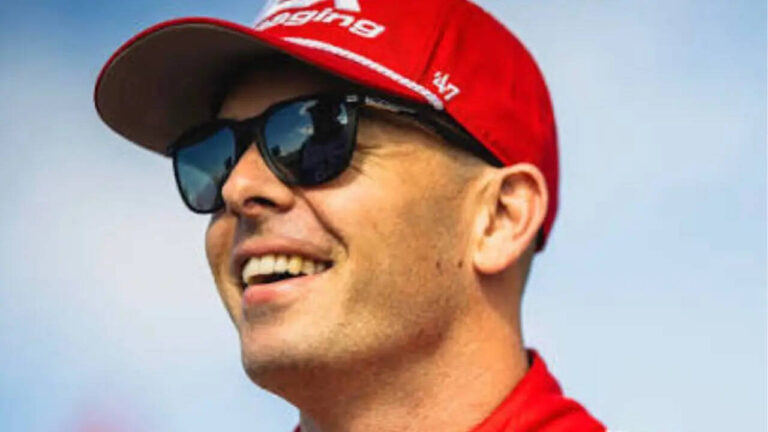 Scott McLaughlin escapes huge IndyCar crash at 170mph in live race