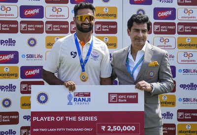 Ranji trophy final j k wins.jpg