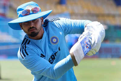 Shreyas iyer.jpg