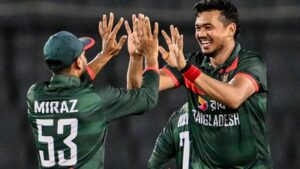 Taskin ahmed stars with 449 as bangladesh beat pakistan.jpg