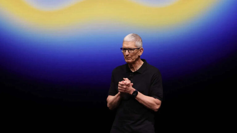Tim Cook gives employees three reasons he chose now to step down as Apple CEO